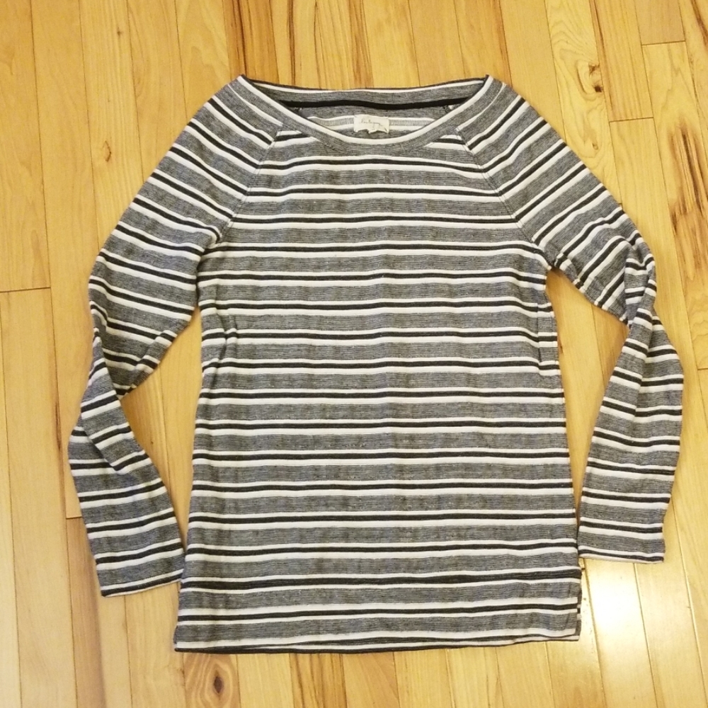 Lou & Grey sweater size M